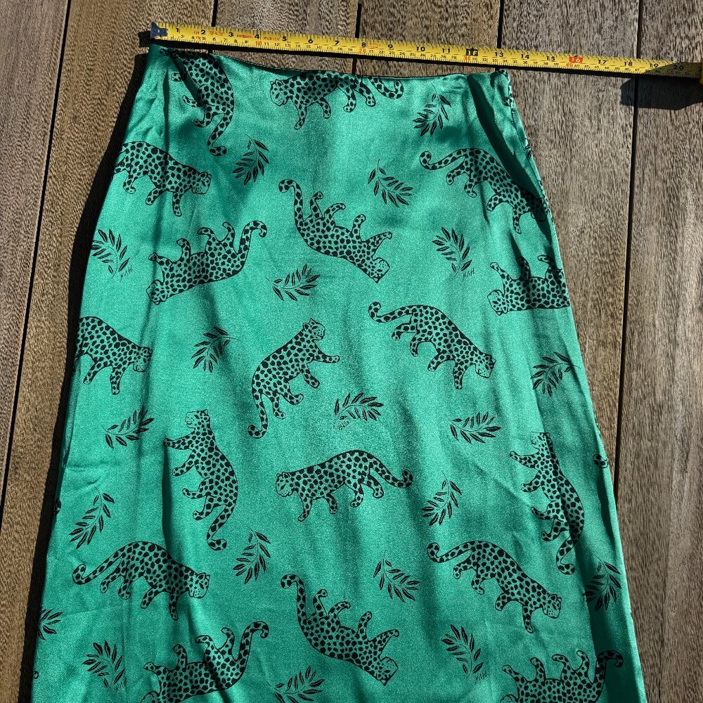 HVN Wiona Silk Skirt w/Tags Size 4 - Picture 2 of 4